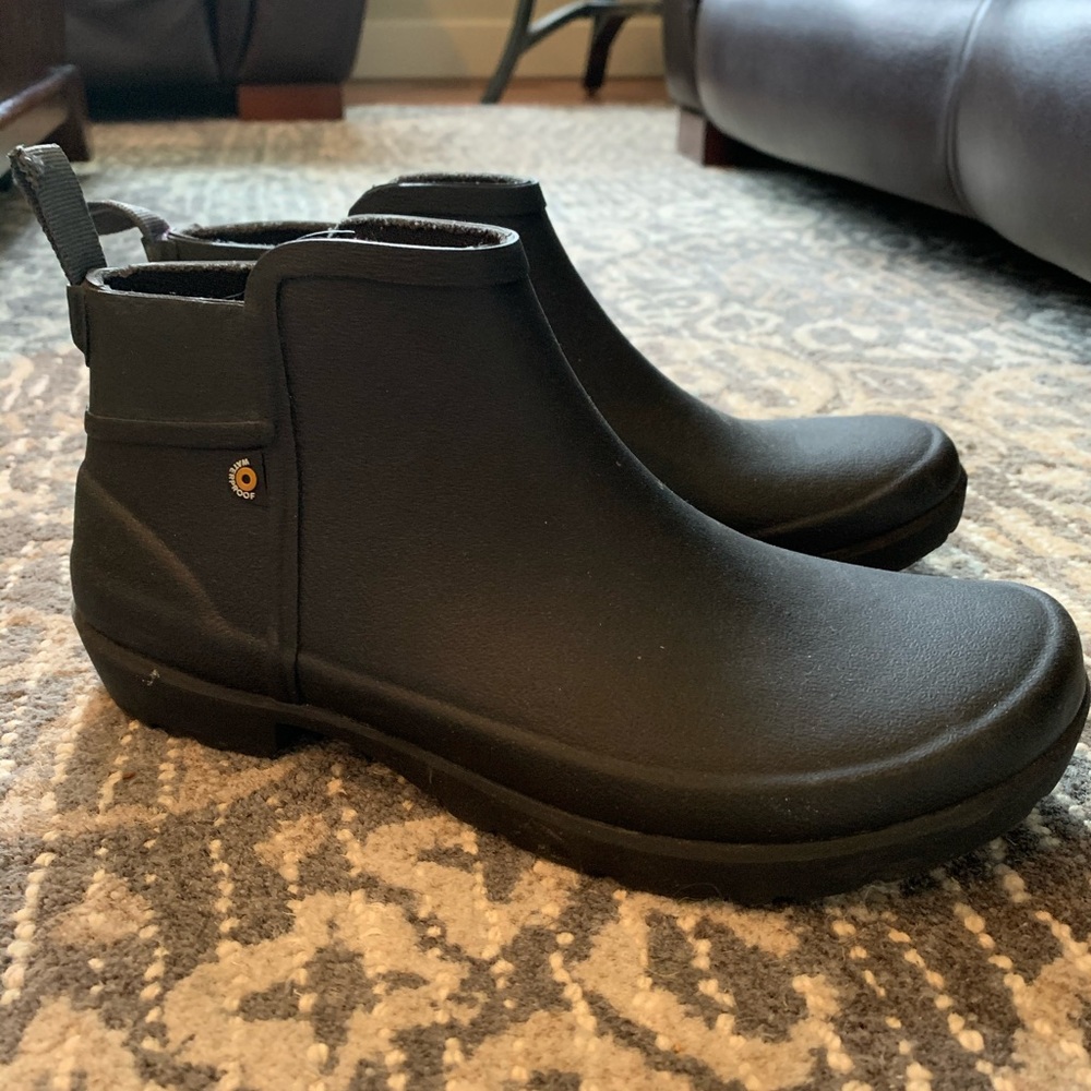 Bogs Flora rain booties
